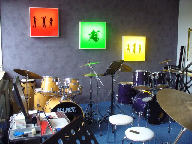 Musikschule DRUM-WORKSHOP Drumset-Gitarre-Klavier-Bass-Sax - Musikunterricht - Überherrn