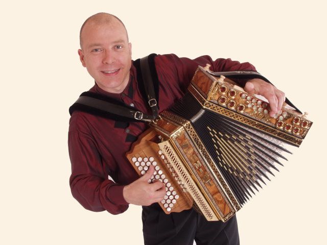 Steirische Harmonika via WebCam lernen,Unterricht,Seminare,Kurse,Lehrer - Musikunterricht - Berlin
