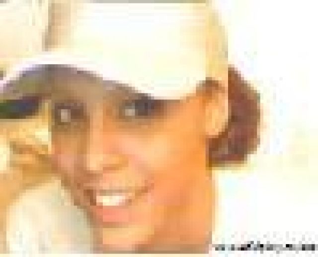 Bassistin 22 sucht Band - Bands - köln