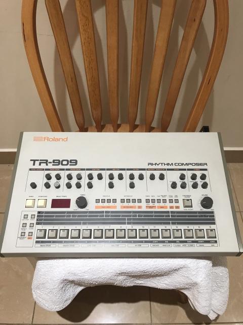 Roland TR 909 Superb Condition - Soundmodule - Berlin