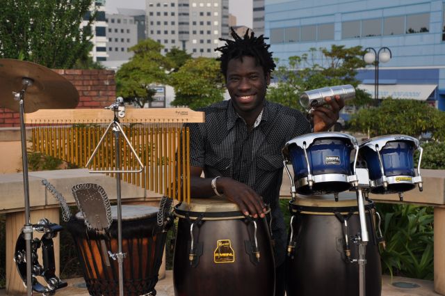 Professioneller Percussionist sucht Bands - Drums Percussion - Köln