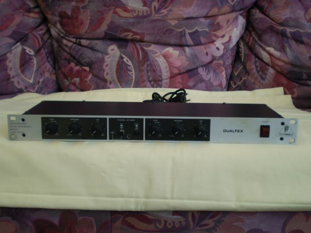 Behringer DUALFEX Modell EX 802 Made in Germany  - Effektgeraete - Stade