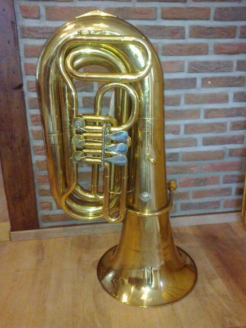 B - Tuba mit Tasche - Blasinstrumente - Hamwarde