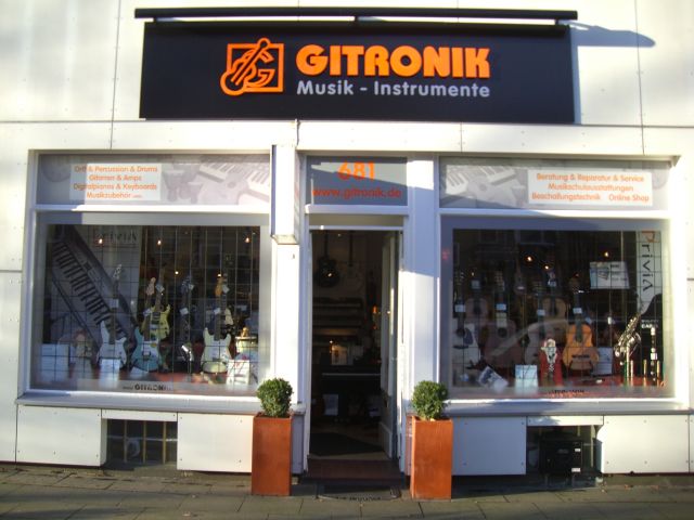Classic und Acoustic Western/E Gitarren in Hamburg -Beratung-Service-Verkauf - Saiteninstrumente Akustisch - Hamburg