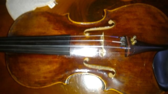 Suche Proberaum Bayern - Saiteninstrumente Akustisch - Oberhausen