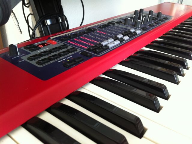 Clavia Nord Electro 2 61 inkl. Original Nord Gigbag - Tasteninstrumente Elektr - Aichtal