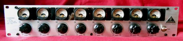 BEHRINGER  MAGICIAN  - Soundanlagen Pa - Kiel