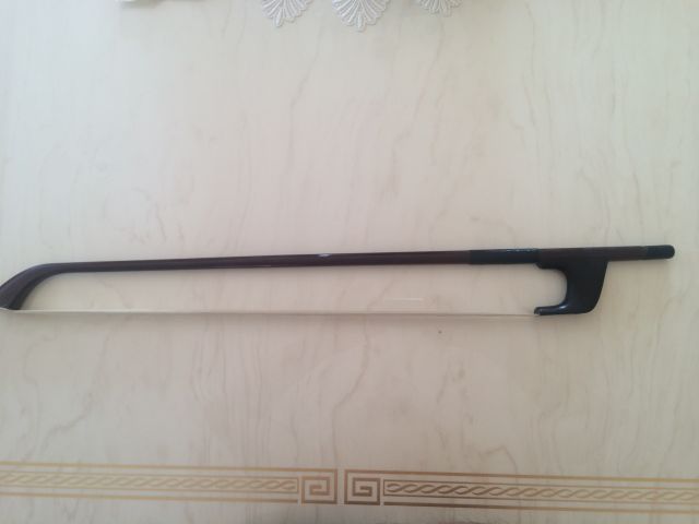  Bow am Kontrabass - Saiteninstrumente Akustisch -  Prag Osten cz