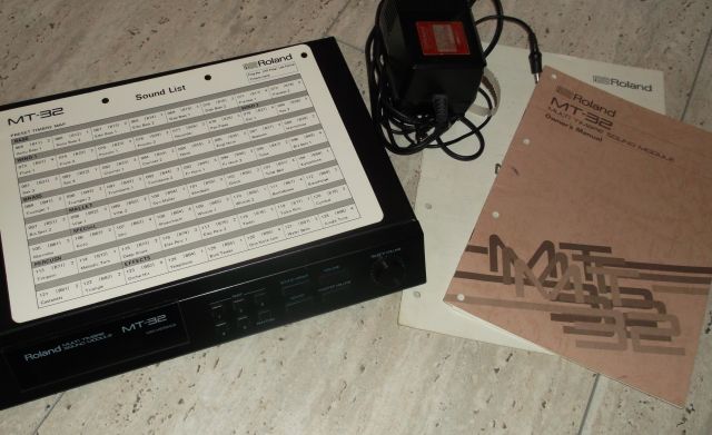 Original ROLAND MT-32 MIDI-Synth-Modul - Soundmodule - Dresden
