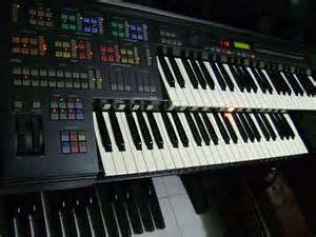 Suche Software oder Soundmodul für Yamaha Electone EL 90 und HS8 - Tasteninstrumente Elektr - Mönchengladbach