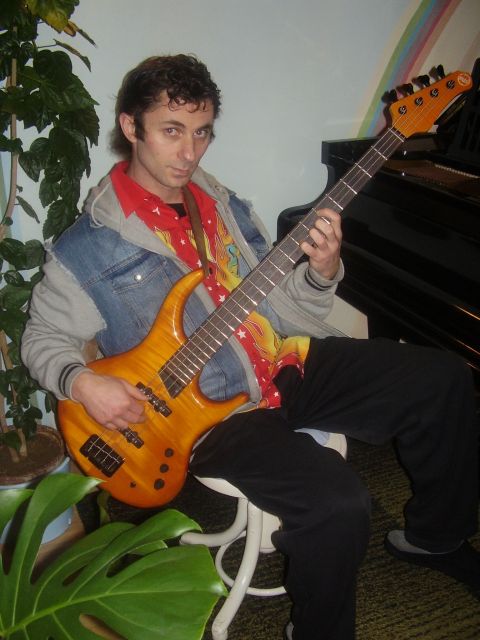 Bassist sucht professionelle band - Bands - graz