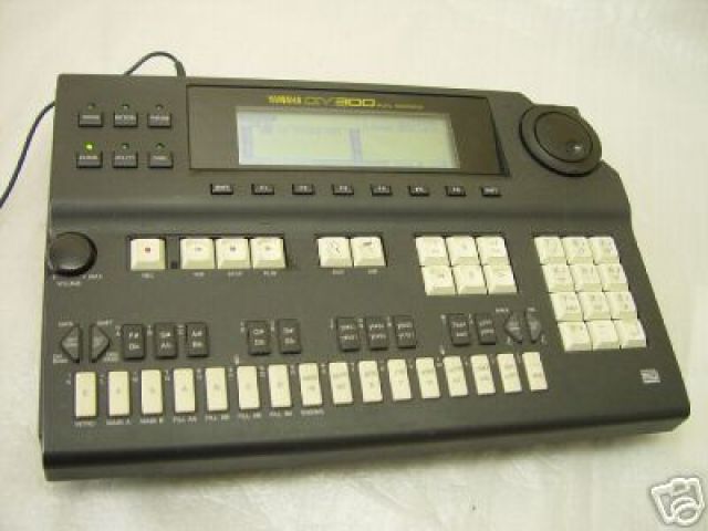 Yamaha QY 300 Midisequencer - Midi Computer Software - Berlin