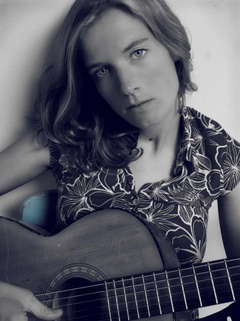 Gitarrenunterricht bei Julie Guitar - Musikunterricht - Hamburg