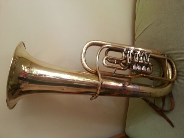 F-Tuba -Amati Kraslice mit 4 Drehentilen  - Blasinstrumente - wien