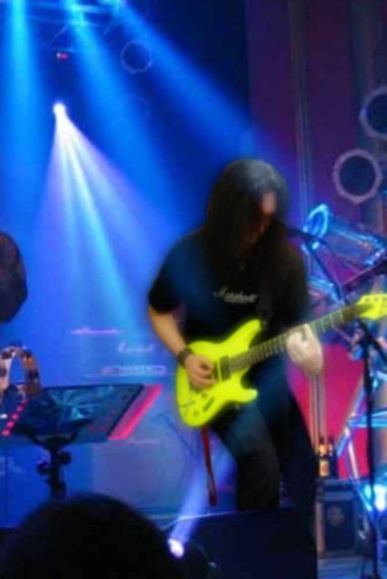 ROCK ON  m/ Privater Gitarrenunterricht ( Metal/Rock/Blues) - Musikunterricht - Duisburg