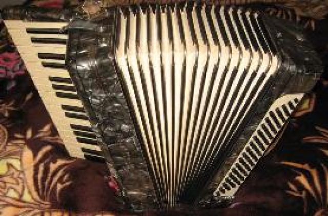 Akkordeon Hohner,Guter Zustand - Tasteninstrumente Akustisch - Reichshof