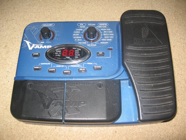 Verkaufe Effektgerät Behringer X V-Amp, neuwertig  - Effektgeraete - Bonn