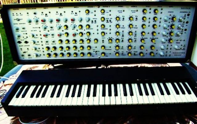 ANALOG MODULAR SYSTEM SYNTHESIZER GROSSES VHB+TAUSCH - Tasteninstrumente Elektr - düsseldorf