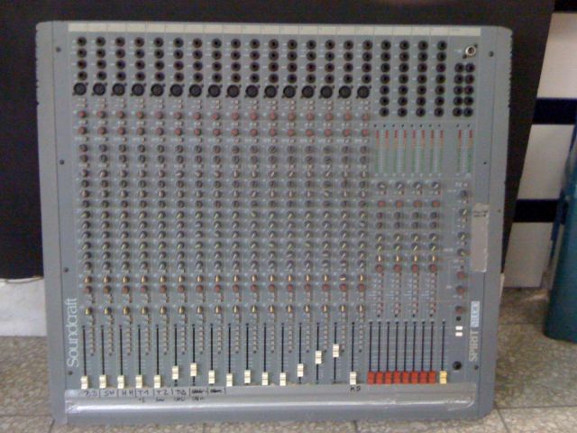 Soundcraft Spirit Mischpult - Sonstige Instrumente - Dortmund
