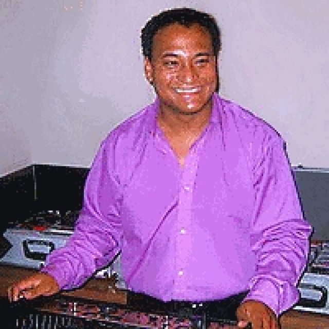 DJ Felix - Tanzmusik für Ihre Hochzeit oder Party in Aachen, Köln und Region - Dj - Stolberg