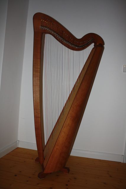 Hakenharfe Beryll Kirsch von Glissando - Saiteninstrumente Akustisch - Schorndorf